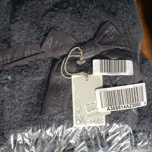 NWT: Barefoot Dreams CozyChic Pom-Pom Beanie and Scarf Set - Picture 4 of 4